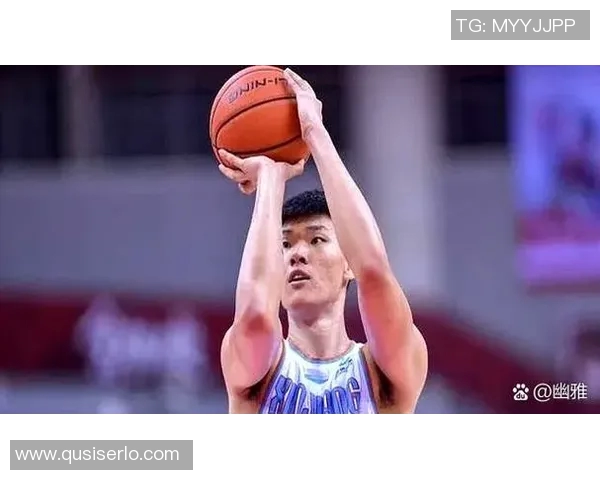 北京篮球队实力之争引发热议球迷对球队未来的期待与担忧