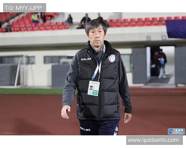 刘丽独家揭秘足球技巧与心得分享助你提升球技的秘密宝典